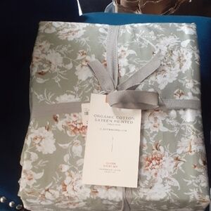 Anthropologie Floral Organic Cotton Sateen Sheet Set in Sage Floral